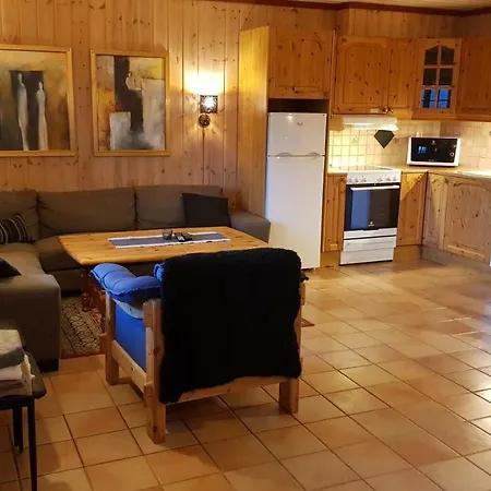 Solbjornlia Holiday home *
